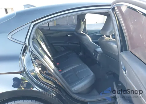 2025 Toyota Camry Xse z USA, uszkodzony, nr VIN 4T1DAACK1SU005555